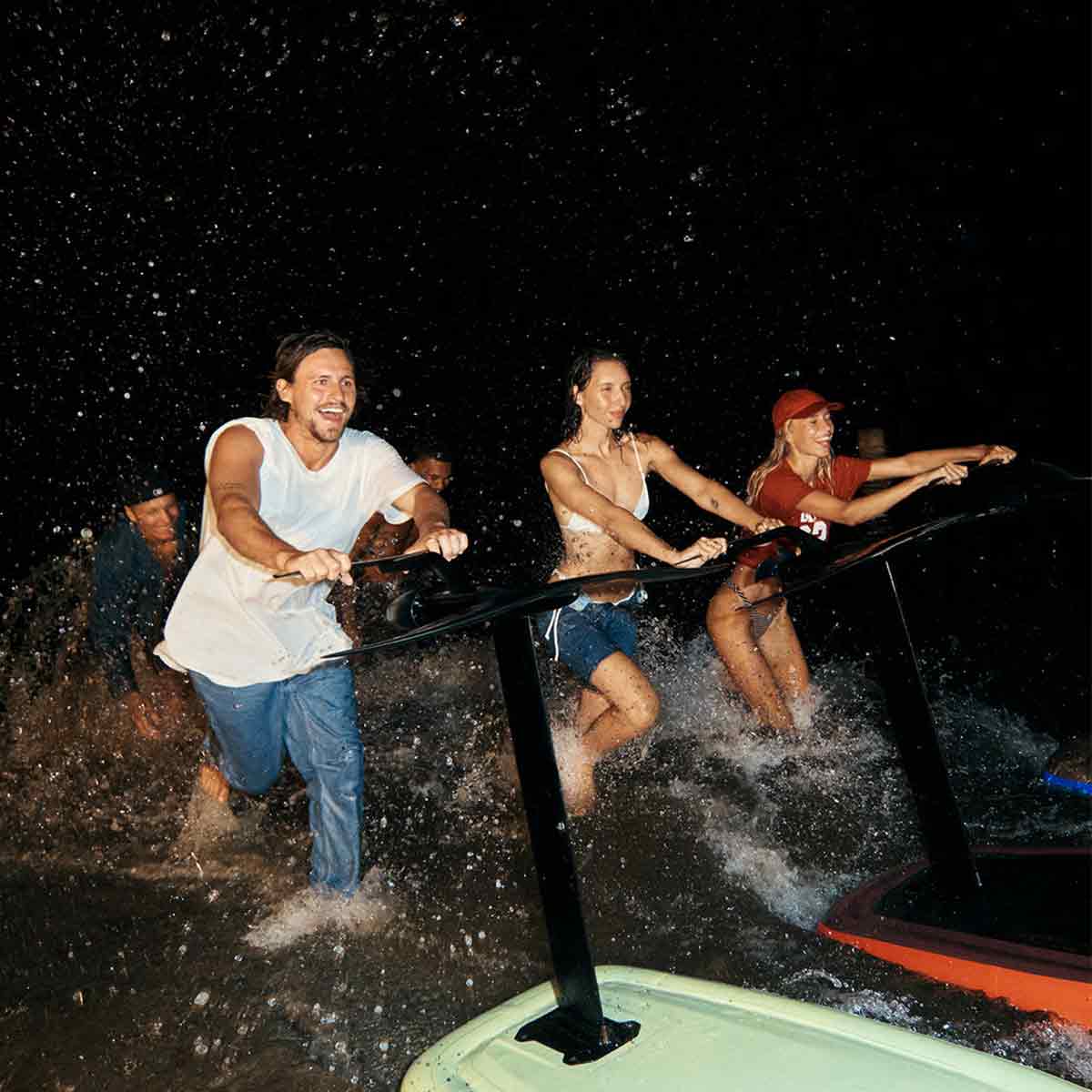 Flite Air auf Wasser mit Jugendlichen