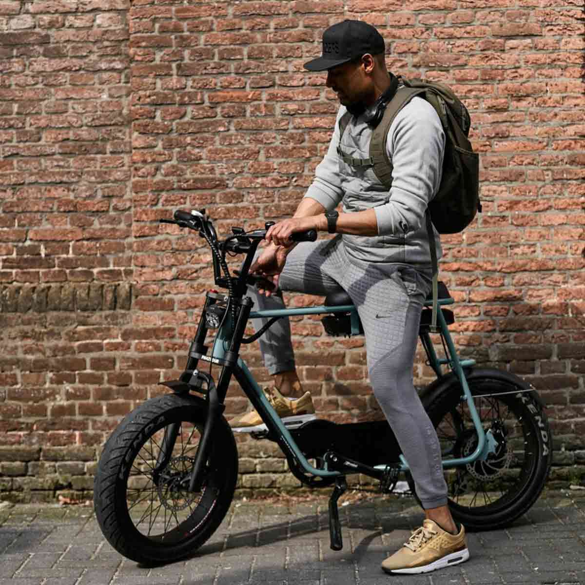 Phatfour Schlosskasten mit Fahrer