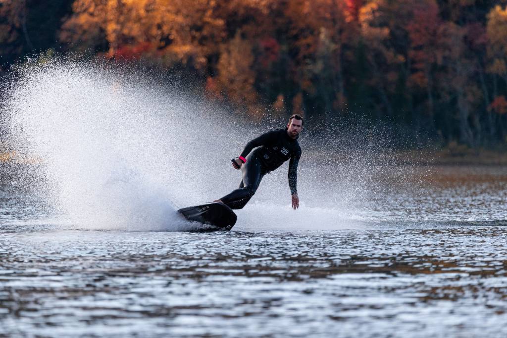 Awake-Rävik-S22-in-Action-03