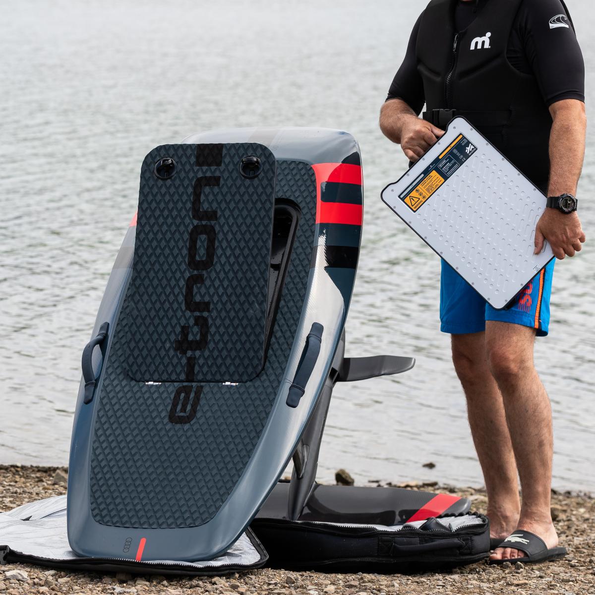 Audi-Aerofoils-e-Tron-Performance-E-Foil- (2)