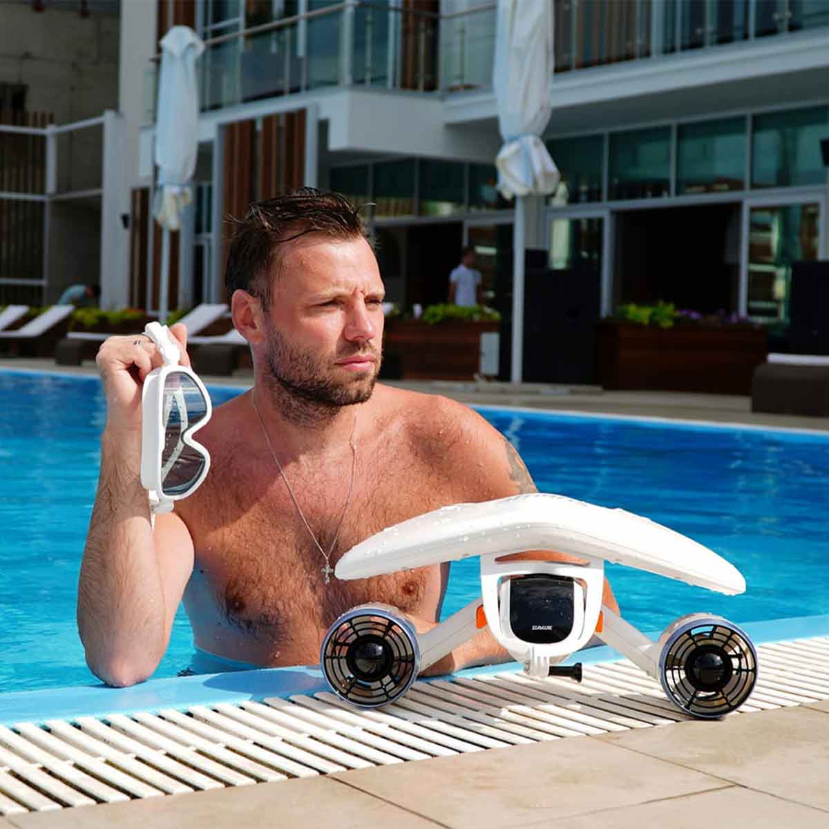 Sublue WhiteShark Mix am Pool