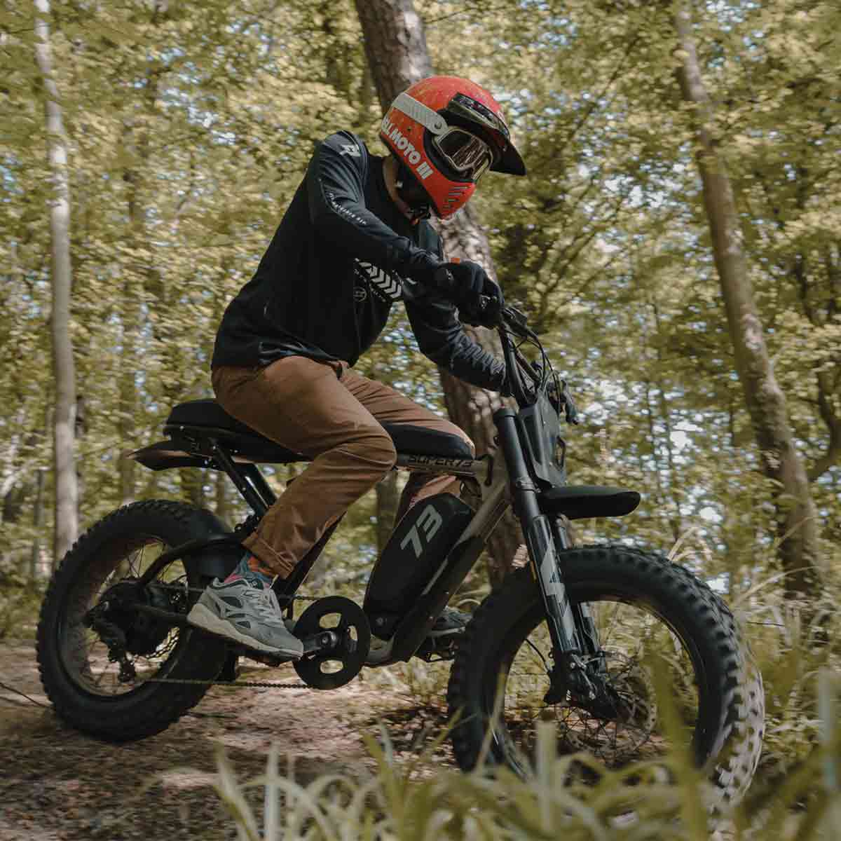 Super73 R Adventure Series E-Bike im Wald