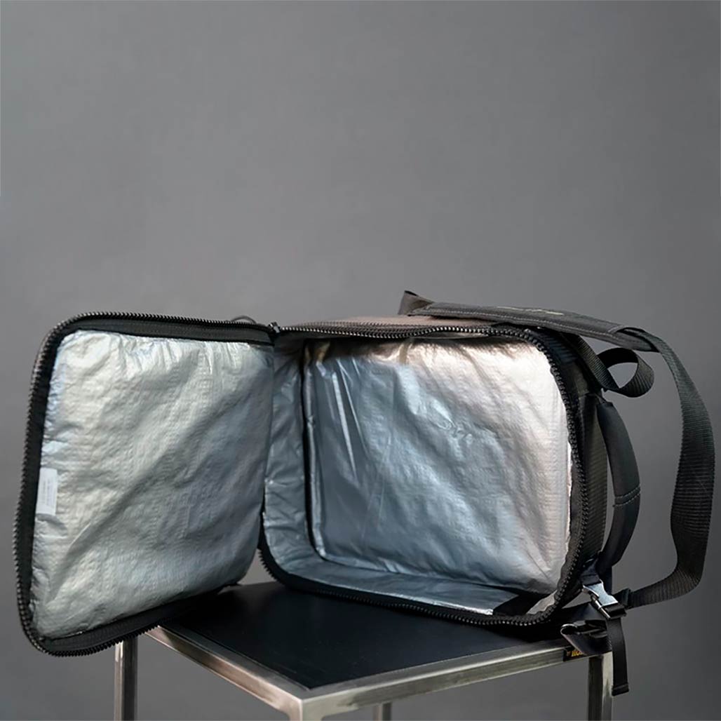 Fliteboard-eFoil-Hydrofoil-Foil-Surfboard-Akku-Tasche innen